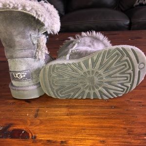 Girls Uggs
